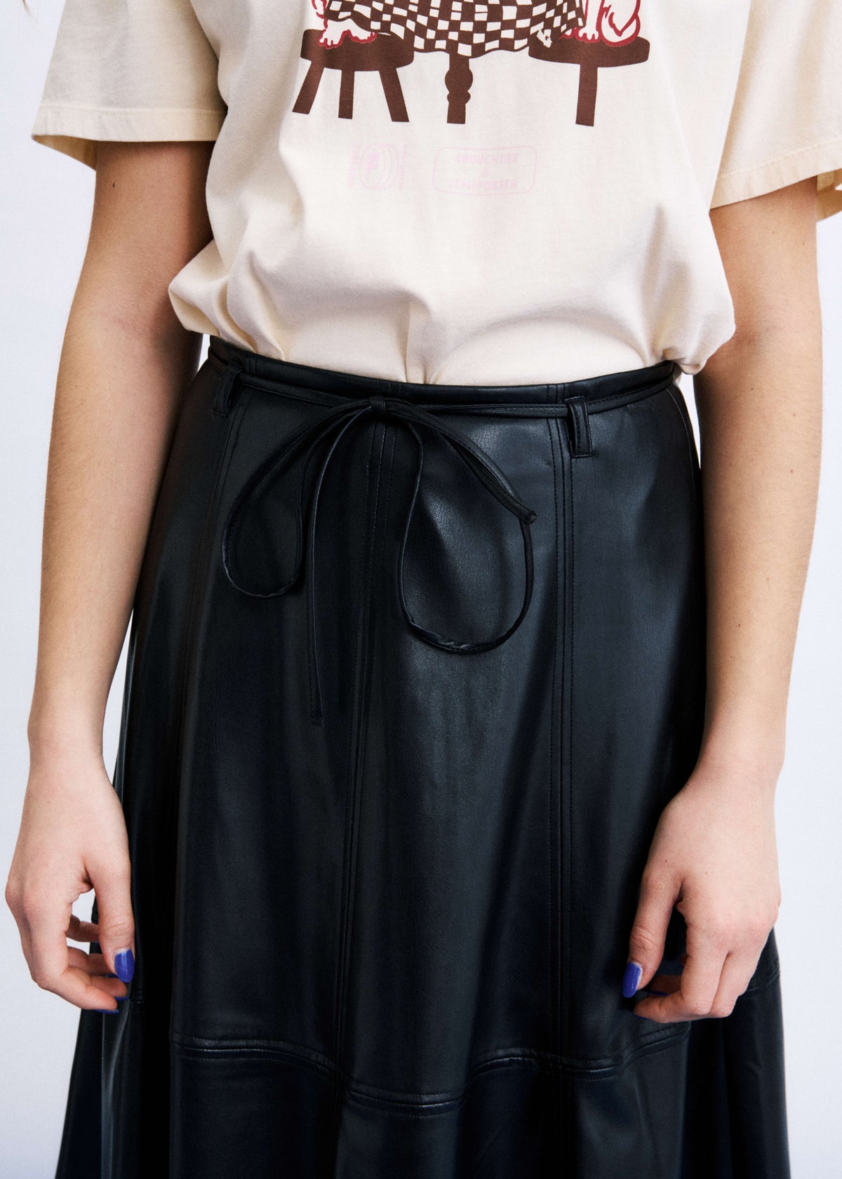 FRNCH Mokpo Skirt - Noir-Hand In Pocket