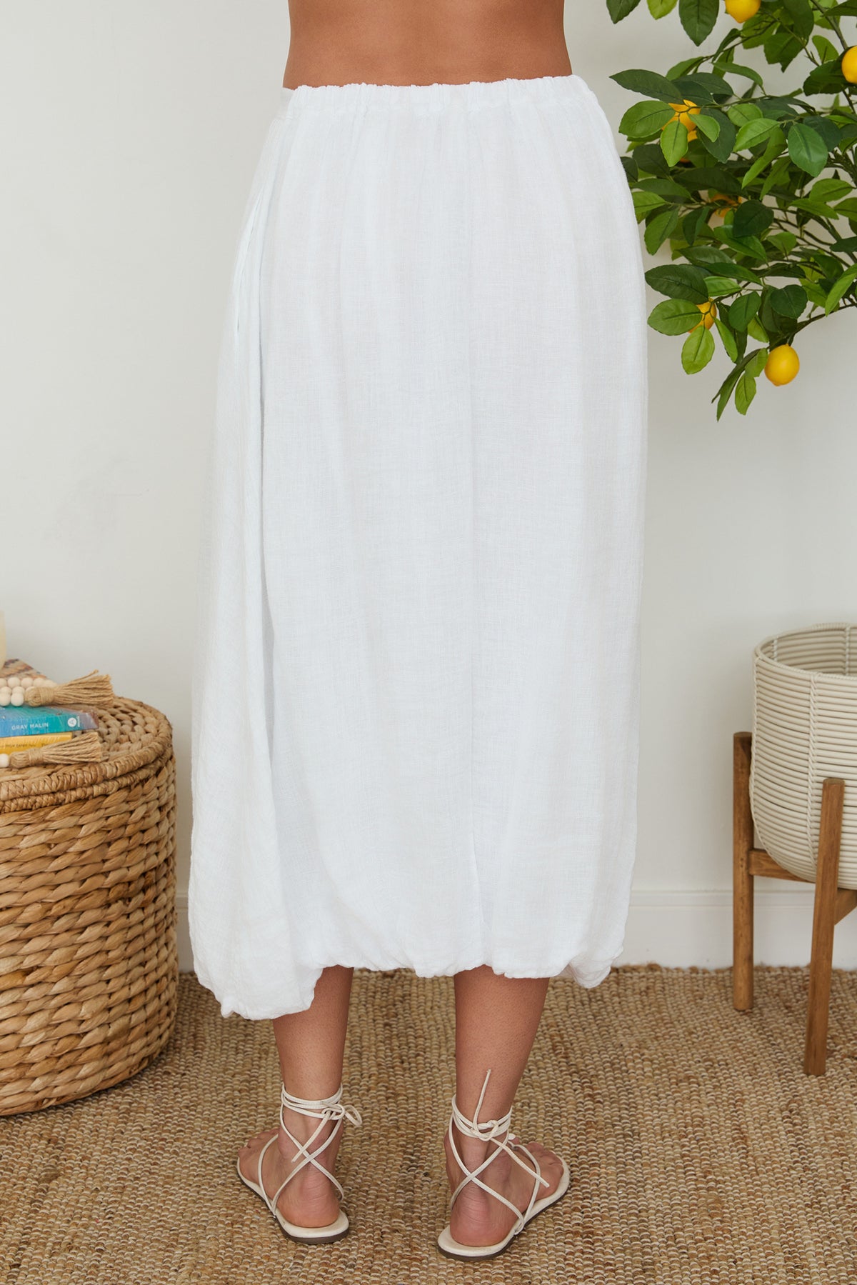 Milano Linen Bubble Hem Skirt- White-Hand In Pocket