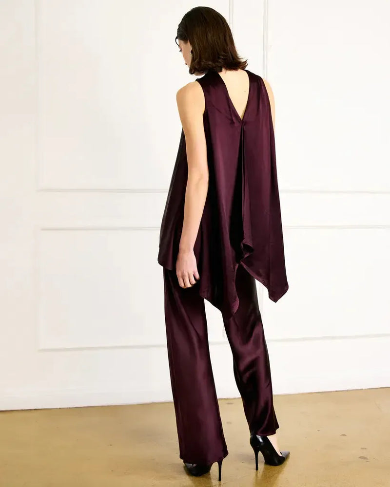 Line + Dot Petrea Pants- Aubergine-Hand In Pocket