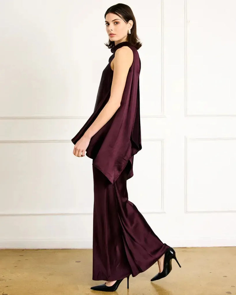 Line + Dot Petrea Pants- Aubergine-Hand In Pocket