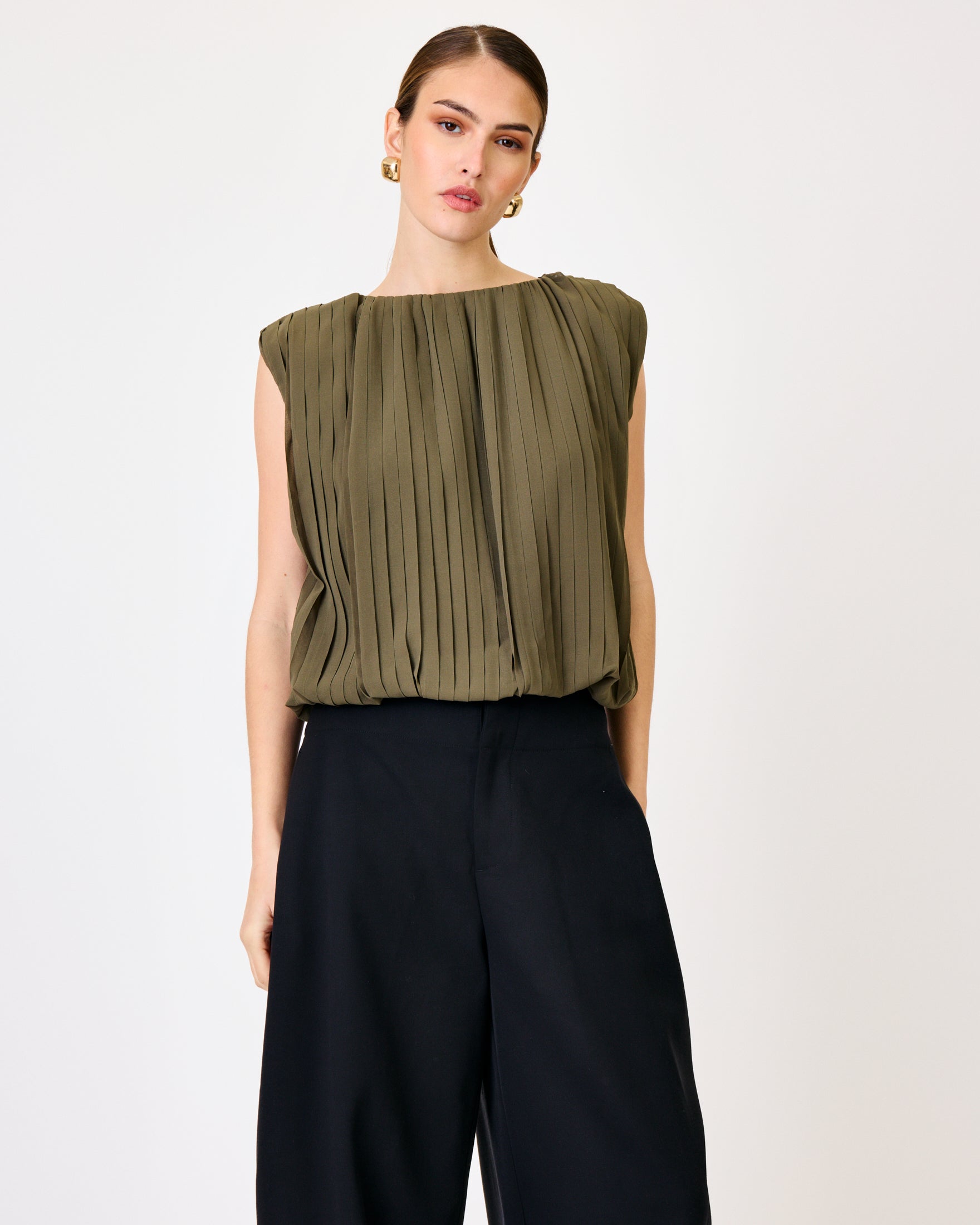 Line + Dot Rae Top - Olive-Hand In Pocket
