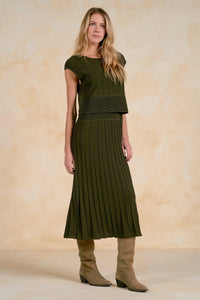 Elan Genevieve Dress - Olive-Hand In Pocket