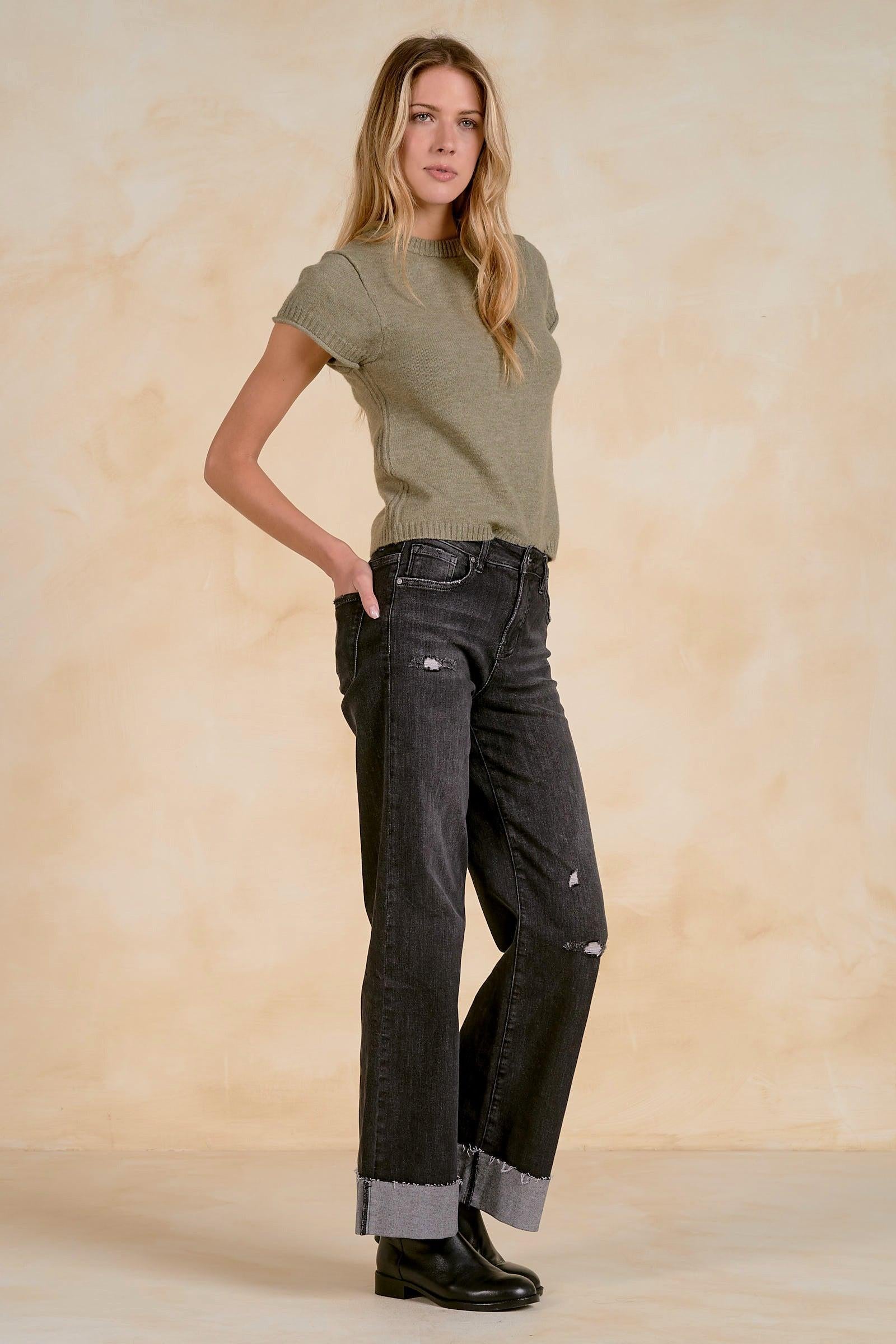 Elan Colette Sweater - Light Olive-Hand In Pocket