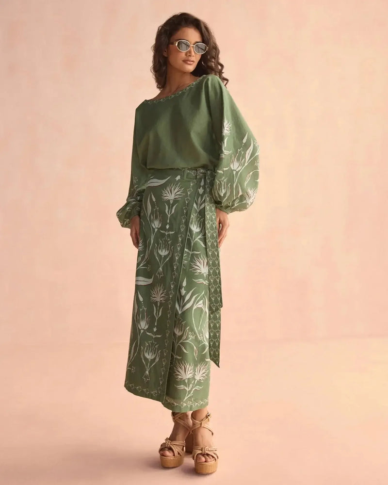 Omika Verde Blouse - Luciana Artichoke-Hand In Pocket