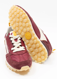 Oncept Toronto - Cordovan-Hand In Pocket