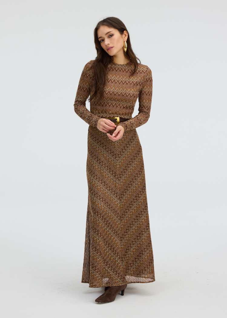 Allison Noelle Top - Chestnut-Hand In Pocket