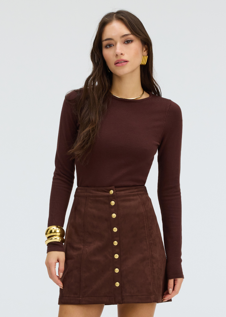 Allison Rita Top - Espresso-Hand In Pocket