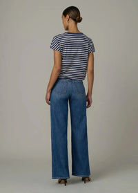 Joe's Jeans The Mia High Rise Wide Leg Ankle - Fortunate-Hand In Pocket