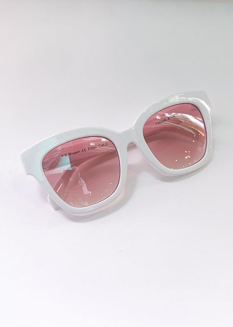 AJ Morgan Resplendid Square Cat Eye Sunglasses - White-Hand In Pocket