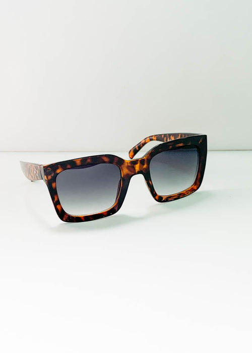AJ Morgan Realm Retro Square Frame Sunglasses-Tortoise-Hand In Pocket
