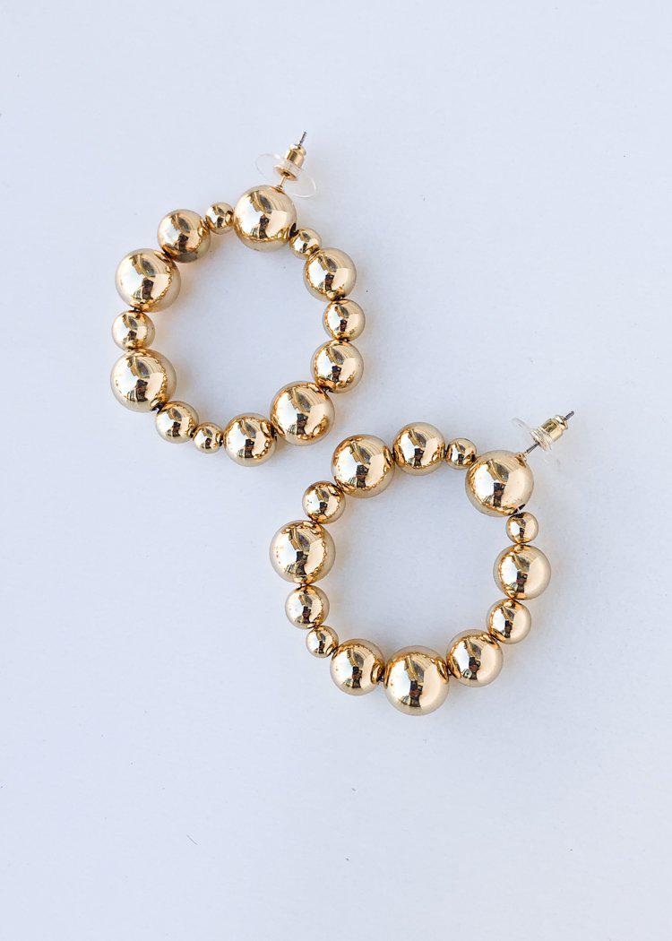 Global Hoop - Gold-Hand In Pocket