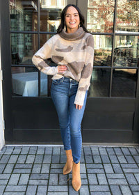 RD Style Alderman Camo Turtleneck Sweater - Neutral-Hand In Pocket