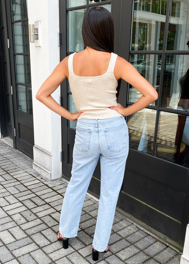 Waist Hi Rise Straight – Hand In Pocket