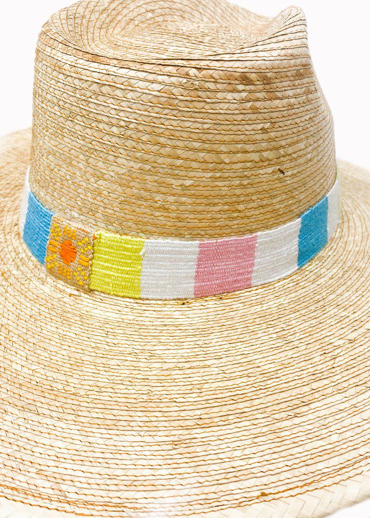 Aura Palm Sun Hat-Hand In Pocket