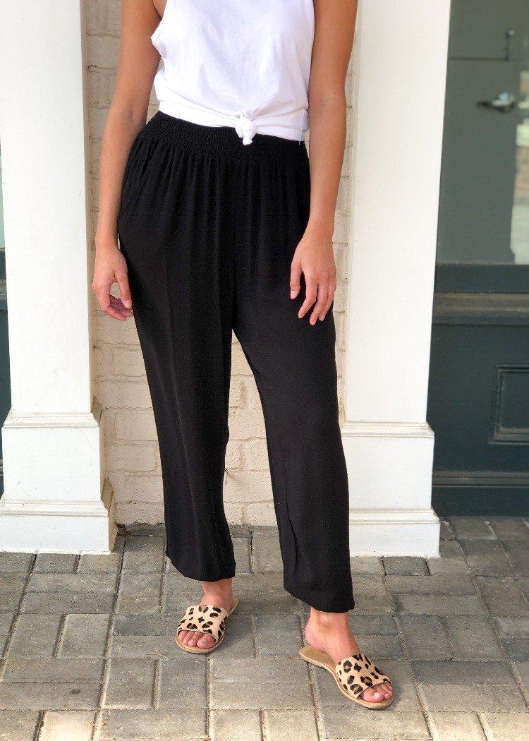 Bobi Black Crepe Pant-Hand In Pocket