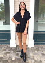 Karlie Bondi Tunic- Noir-Hand In Pocket