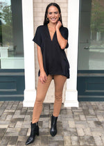 Karlie Bondi Tunic- Noir-Hand In Pocket