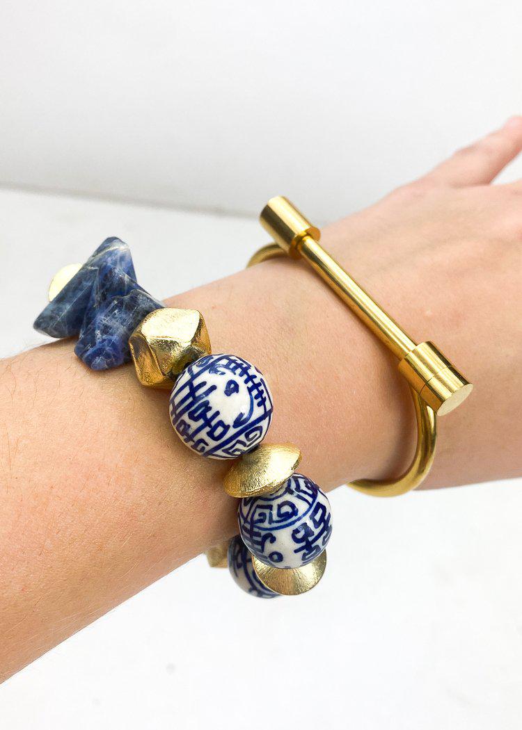 Longevity Bracelet-Hand In Pocket