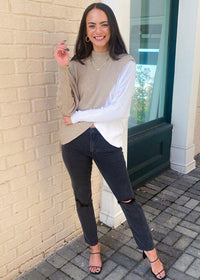 Reese Colorblock Sweater-Hand In Pocket
