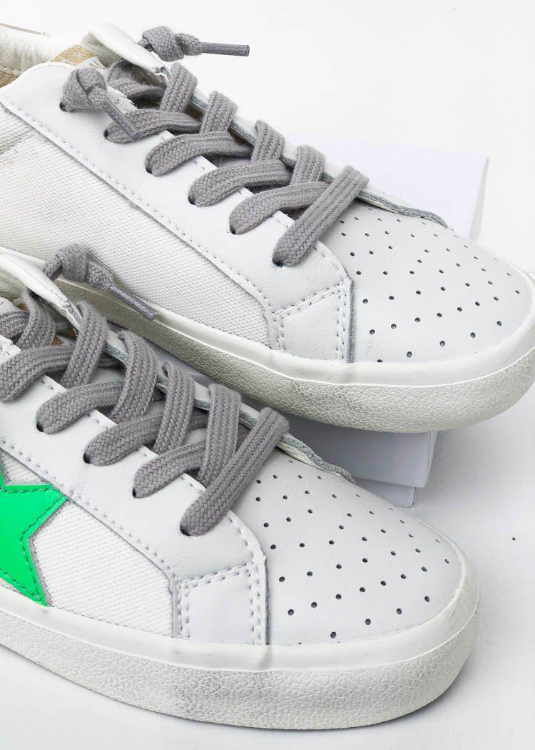 Vintage Havana Rita Lace Up Sneaker-Hand In Pocket